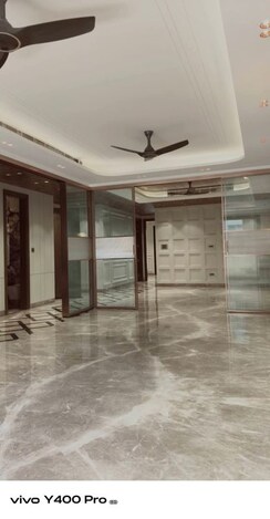 4 BHK + Servant Room Builder Floor For Sale in Chittaranjan Park