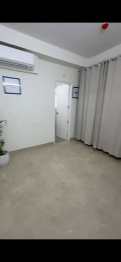 4 BHK + Servant Room Apartment For Sale in Sare Home