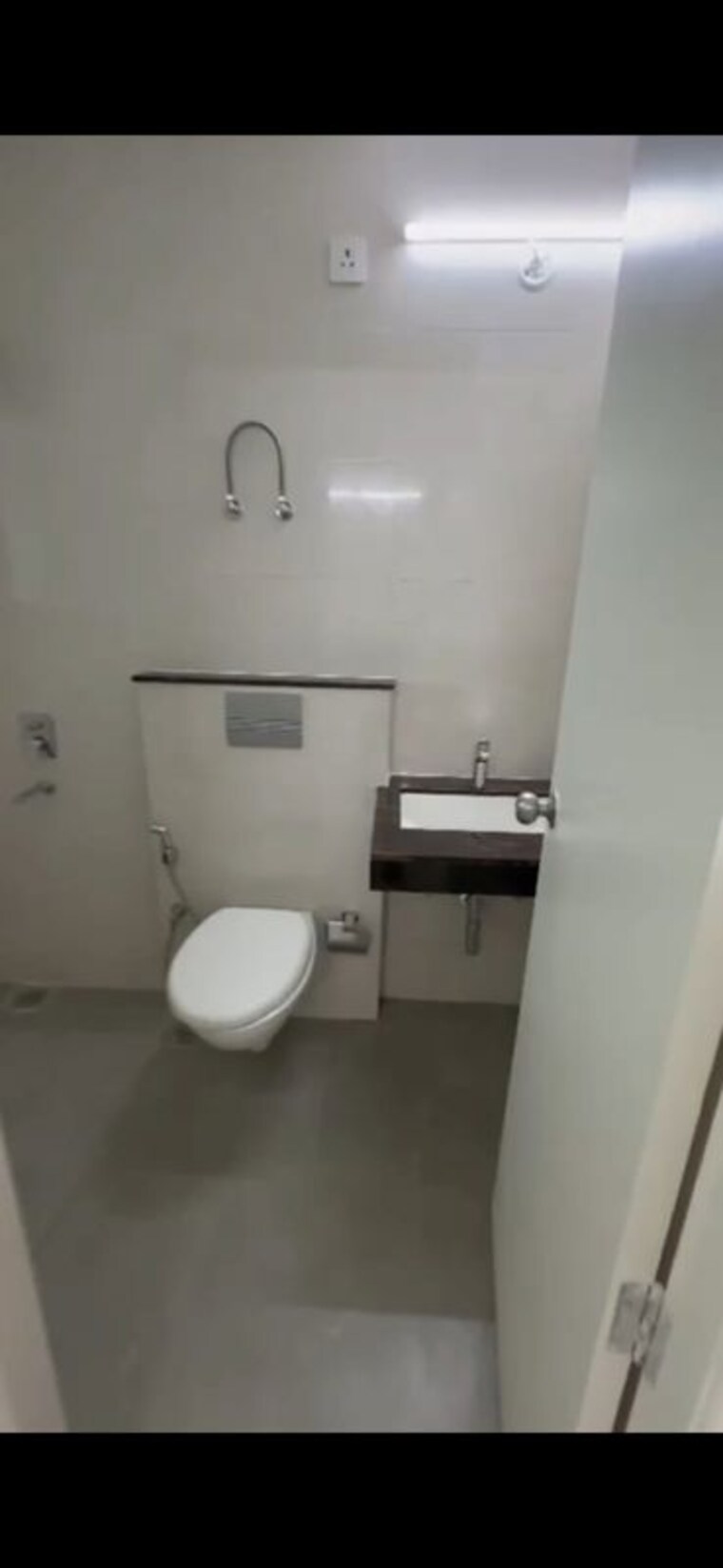 Bathroom, sare-home 4 Bedroom 2280 Sq.Ft. Apartment In Sector 92 Gurgaon 10372303