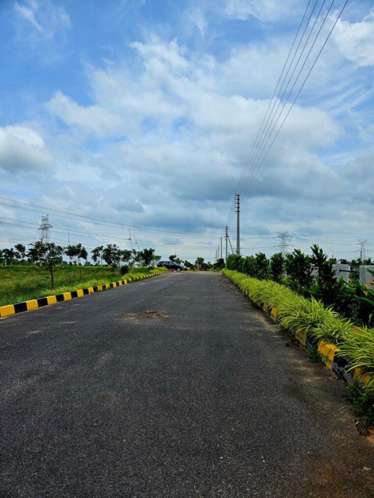 Garden, prakruti-golden-fortune  147 Sq.Yd. Plot In Kamsanpalle Hyderabad 10372304