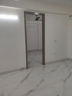 2.5 BHK + Pooja Room,Study Room,Basement Apartment For Rent in Smart World Gems