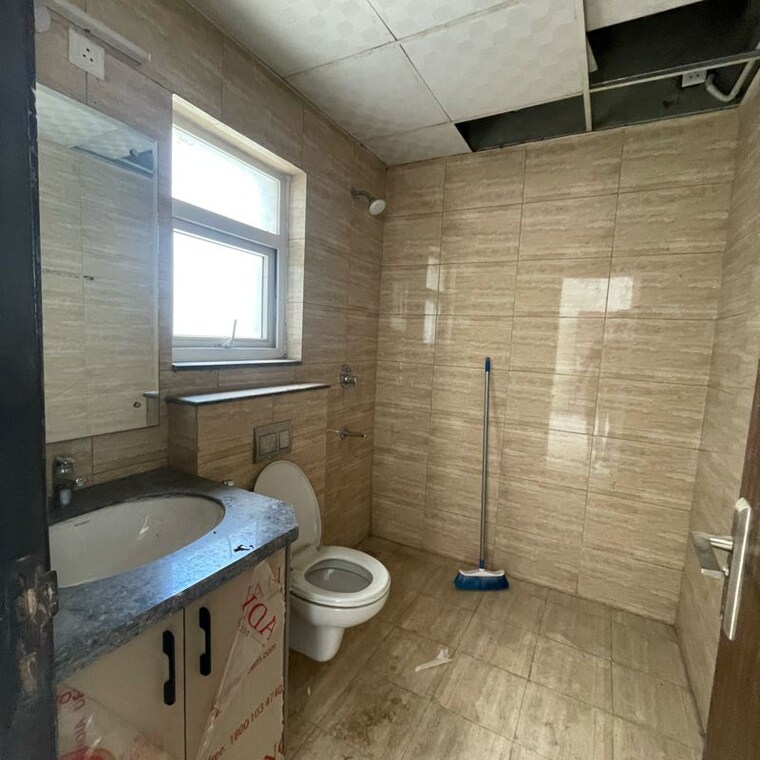 Bathroom, bptp-amstoria 3 Bedroom 2384 Sq.Ft. Apartment In Sector 102 Gurgaon 10372323