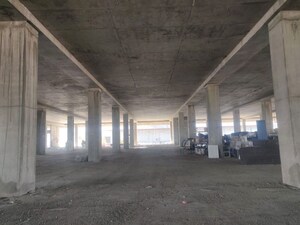Parking in  Warehouse at Yewai – for Rent
