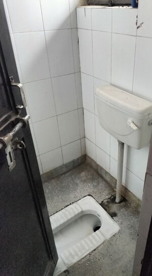 Bathroom in 1 RK Apartment at Mahadev Apartments Noida, Sector 73 – for Rent
