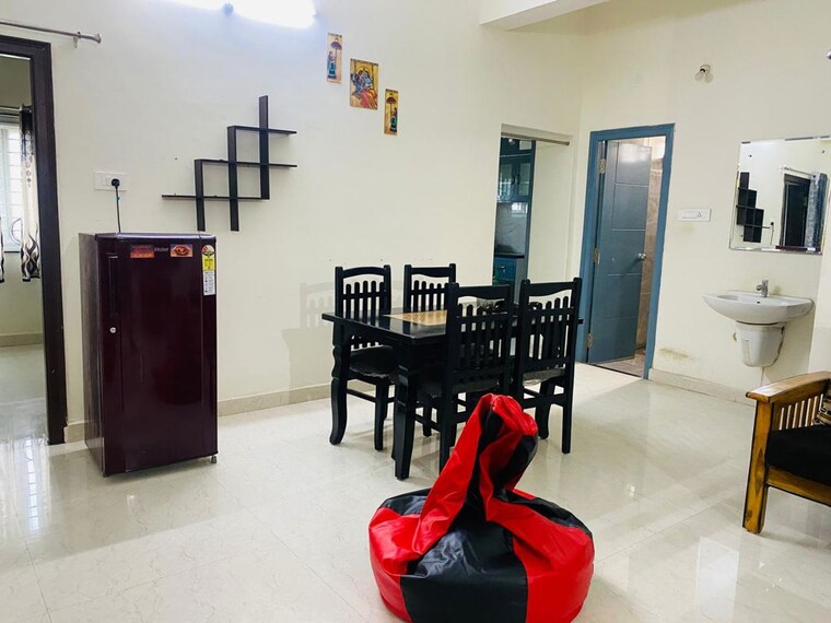 Living Room, hi tech city 2 Bedroom 1400 Sq.Ft. Builder Floor In Hi Tech City Hyderabad 10372331