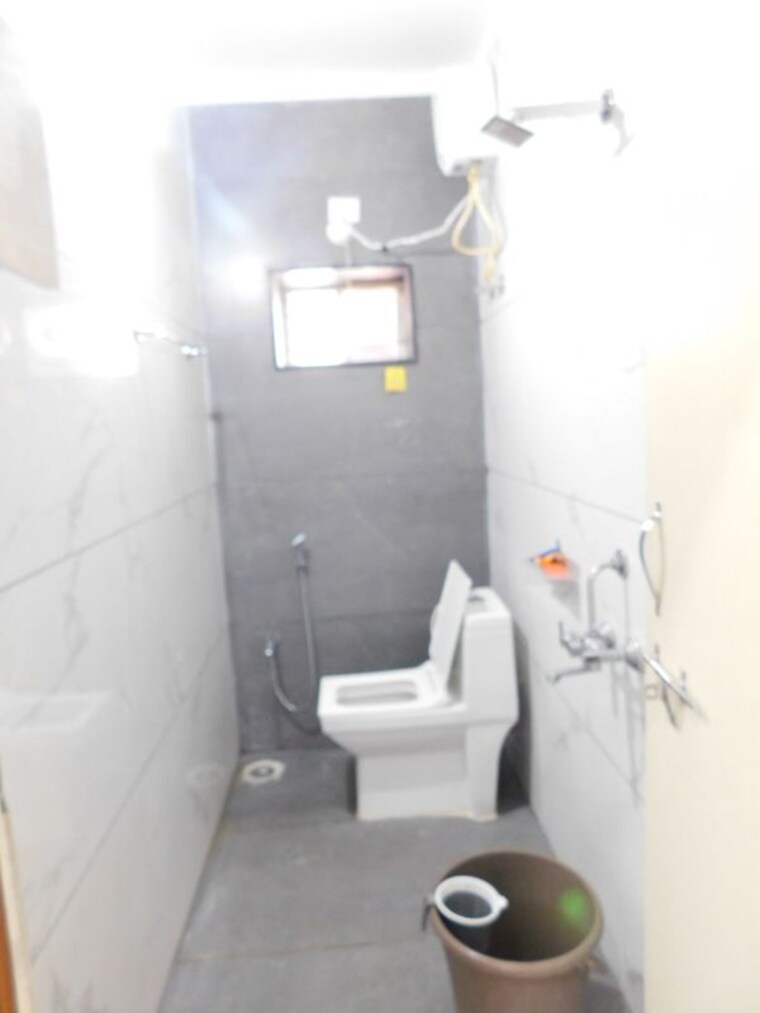 Bathroom, miyapur 3 Bedroom 1900 Sq.Ft. Builder Floor In Miyapur Hyderabad 10372335