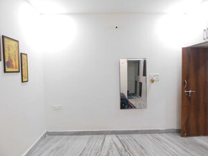 Room in 3 BHK Builder Floor at Miyapur – for Rent