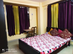 Bedroom in 3 BHK Apartment at Mithapur – for Rent