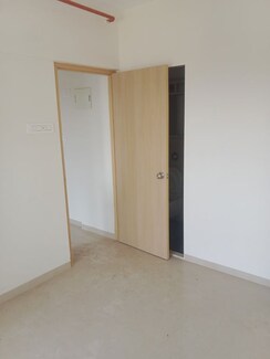 2 BHK Apartment For Rent in Navkar City