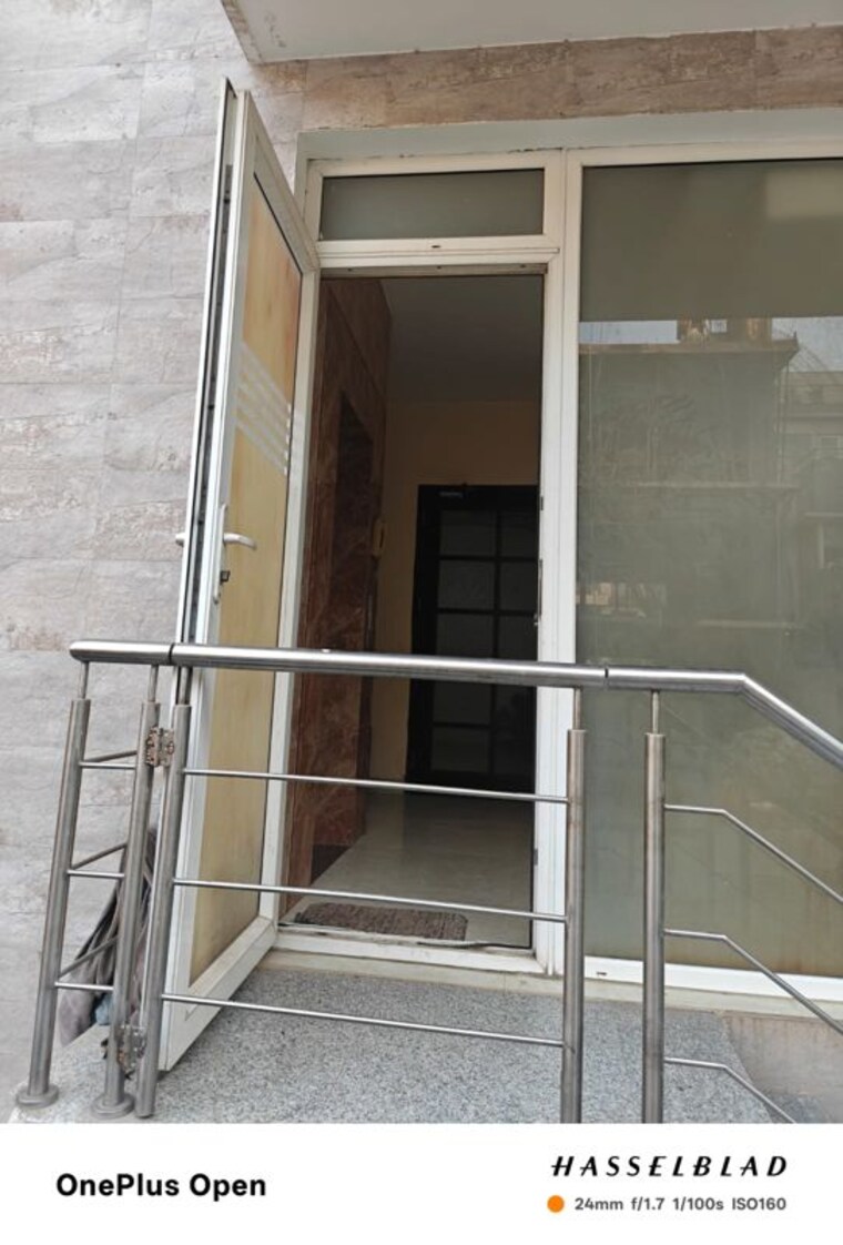 Balcony, sector 45 3 Bedroom 2300 Sq.Ft. Builder Floor In Sector 45 Gurgaon 10372377