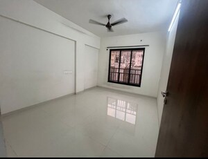 Room in 2 BHK Apartment at Mangalya CHS Naupada, Naupada – for Rent