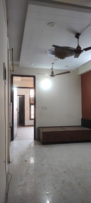 Room in 2 BHK Builder Floor at Golden Wave Dwarika City, Chithara – for Sale