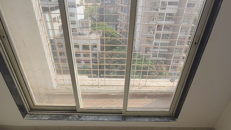 Balcony, rna-ng-diamond-hill 2 Bedroom 950 Sq.Ft. Apartment In Beverly Park Thane 10372398