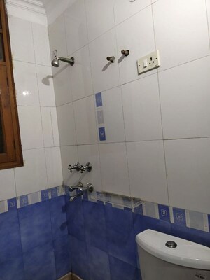 Bathroom in 3 BHK Builder Floor at Sector 31 – for Rent