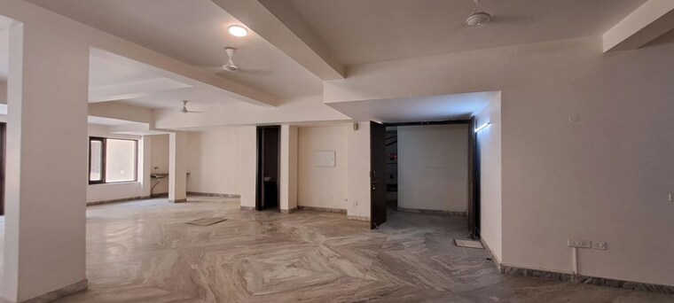 Room, dlf-city-phase-iv 6+ Bedroom 360 Sq.Yd. Independent House In Dlf Phase iv Gurgaon 10372439
