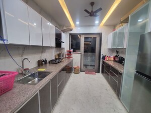 Kitchen in 3 BHK Builder Floor at Sector 45 – for Rent