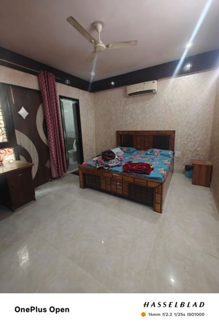 Bedroom, sector 45 3 Bedroom 2200 Sq.Ft. Builder Floor In Sector 45 Gurgaon 10372440