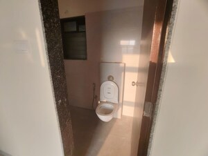 Bathroom in 1.5 BHK Apartment at Atul Horizon, Bhandup West – for Rent