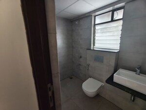 Bathroom in 2 BHK Apartment at Mahindra Alcove, Chandivali – for Rent
