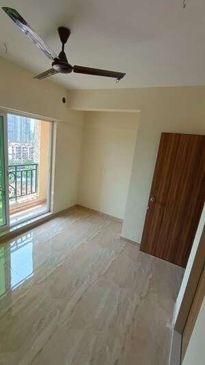 Room in 1 BHK Apartment at Siddhi Highland Springs, Dhokali – for Rent