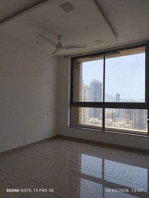 Room in 2 BHK Apartment at Prescon Midtown Bay, Mahim West – for Rent