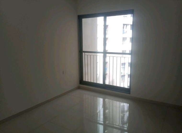Room, dosti-west-county 1.5 Bedroom 545 Sq.Ft. Apartment In Balkum Pada Thane 10372599