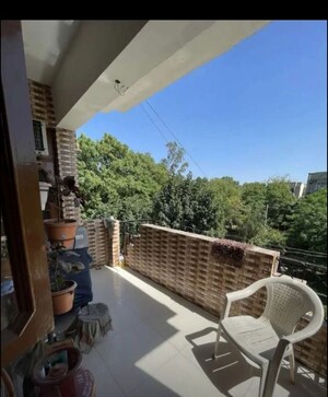 Balcony in 3 BHK Builder Floor at Sector 48 – for Rent
