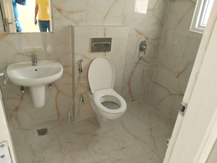 Bathroom, omaxe-the-palace 3 Bedroom 1575 Sq.Ft. Apartment In Gomti Nagar Lucknow 10372634