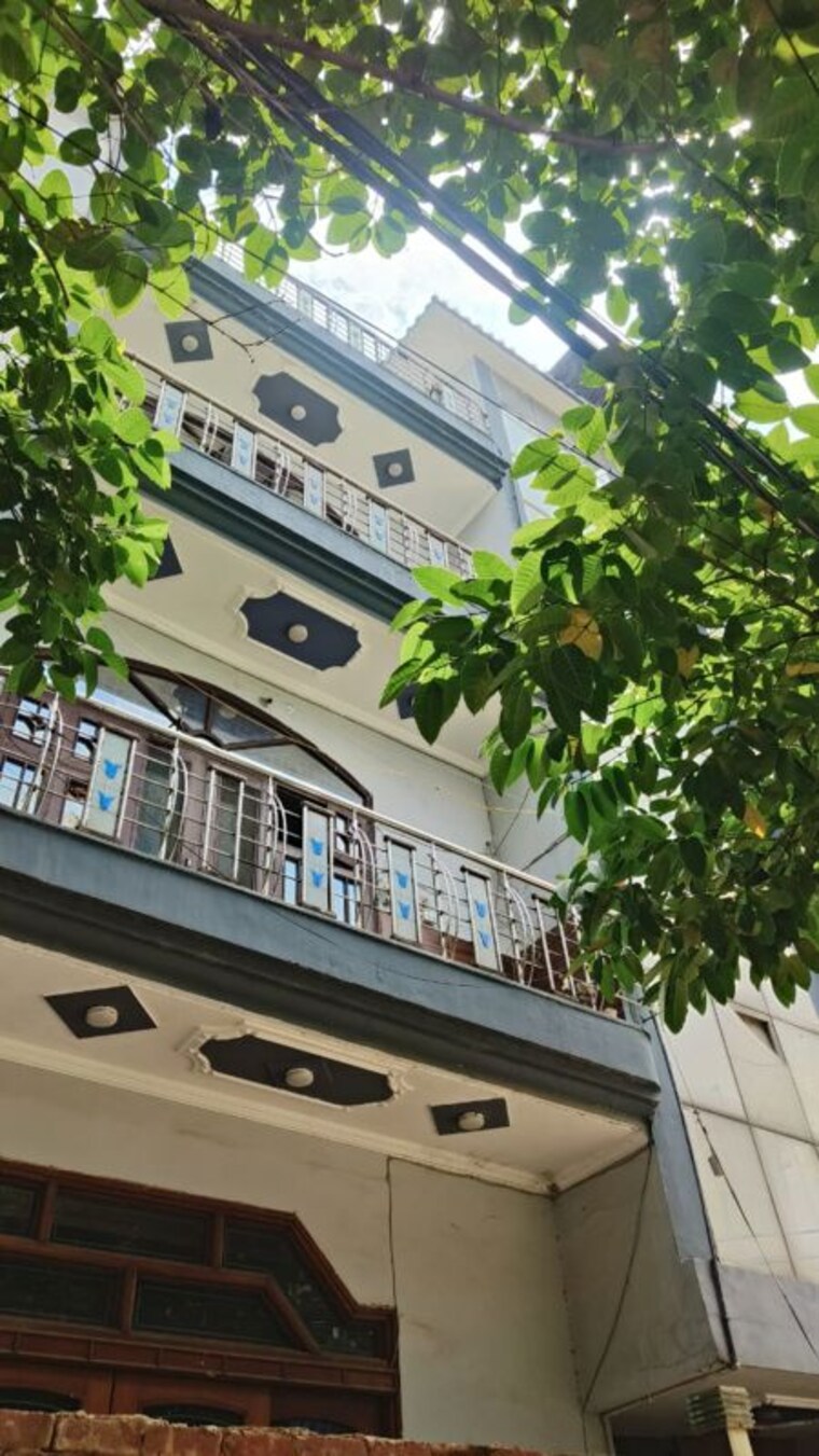 Exterior View, sector 22 3.5 Bedroom 30 Sq.Mt. Villa In Sector 22 Noida 10372662