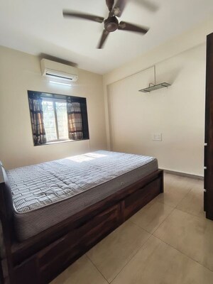 Room in 3 BHK Apartment at Devi Vijay Park, Kondhwa – for Sale
