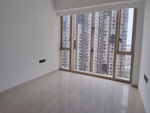 Room in 5 BHK Apartment at Lodha Kiara, Worli – for Rent