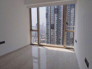 Room in 5 BHK Apartment at Lodha Kiara, Worli – for Rent
