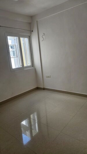 Room in 4 BHK Builder Floor at SS Linden, Sector 84 – for Sale