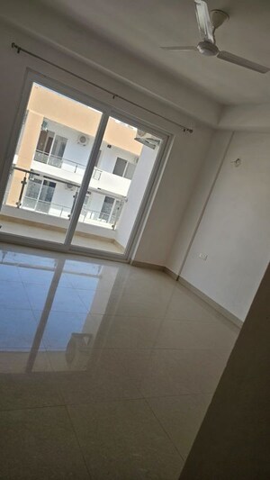 Furnished Amenities in 4 BHK Builder Floor at SS Linden, Sector 84 – for Sale
