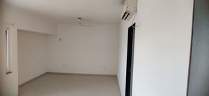 Room in 2 BHK Apartment at Rising Landscapes, Mohammadwadi – for Rent