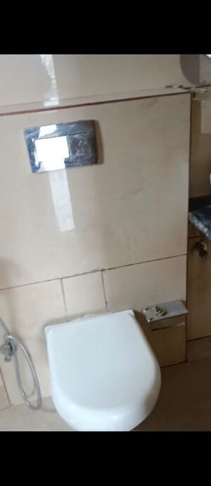 Bathroom in 3 BHK Builder Floor at Sector 51 – for Rent