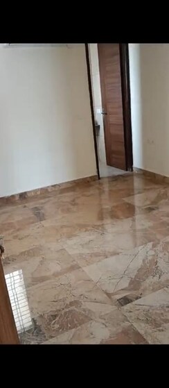 3 BHK Builder Floor For Rent in Sector 51