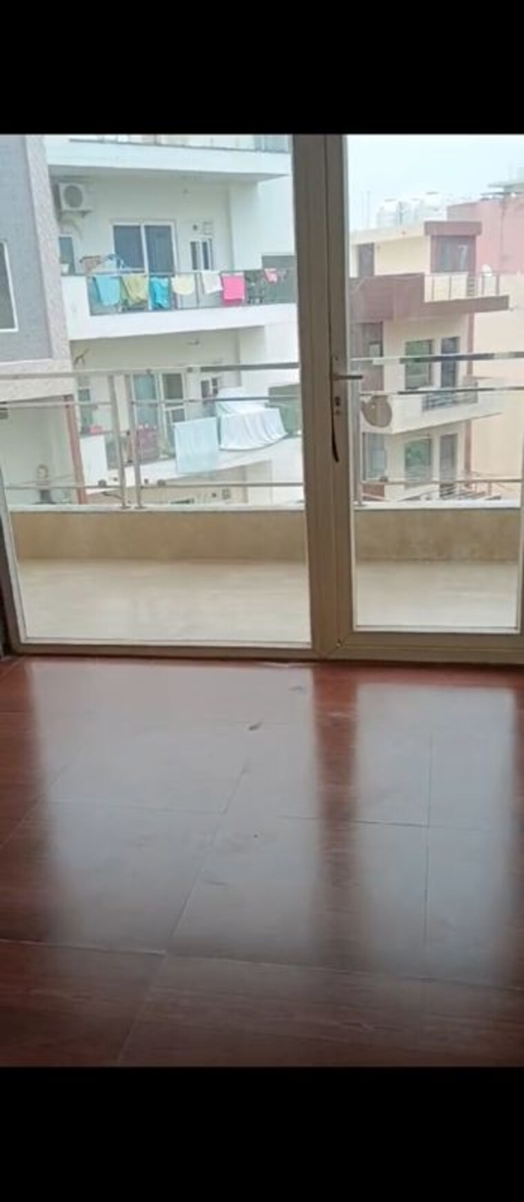 Balcony, sector 51 3 Bedroom 250 Sq.Yd. Builder Floor In Sector 51 Gurgaon 10372795