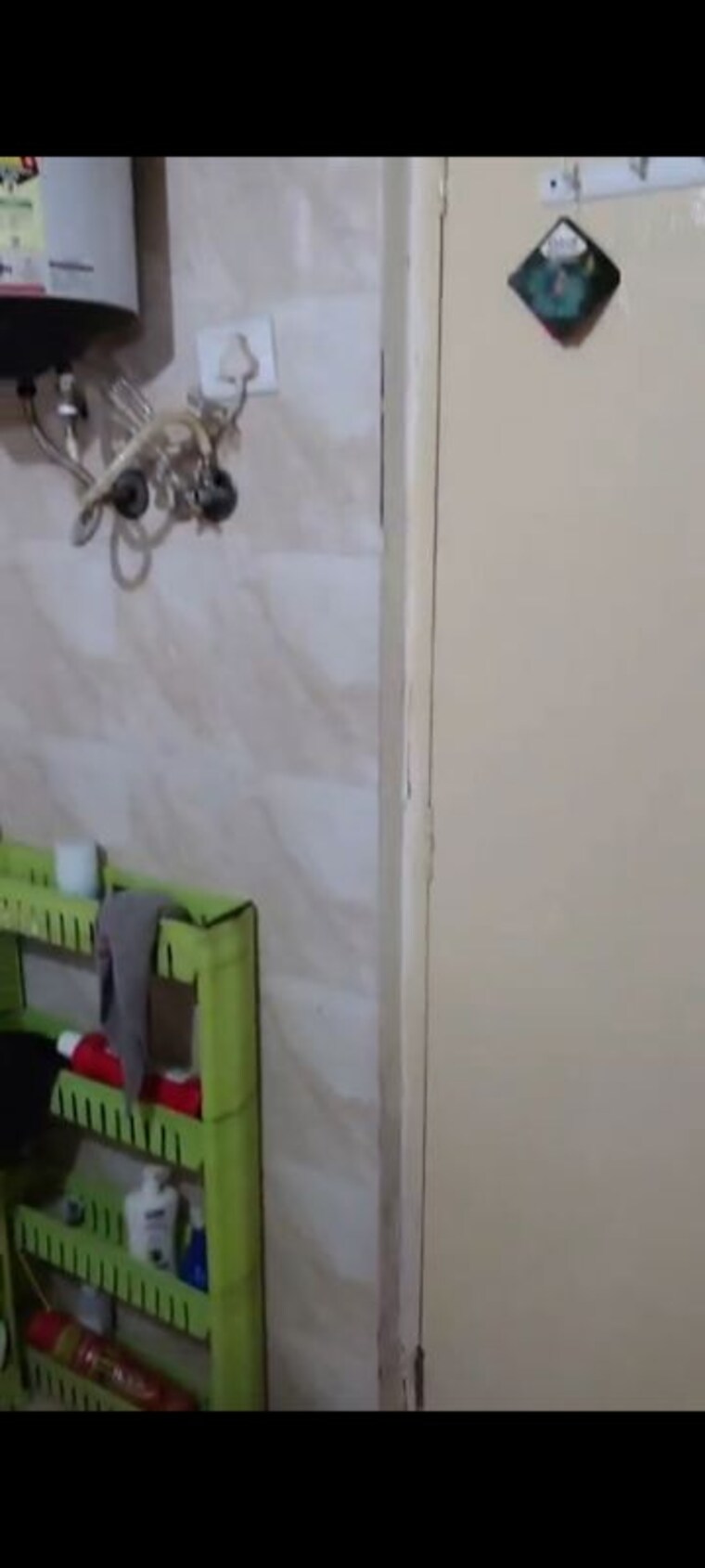 Bathroom, gaur-14th-avenue-high-street 3 Bedroom 1375 Sq.Ft. Apartment In Sector 16c Greater Noida Greater Noida 10372789