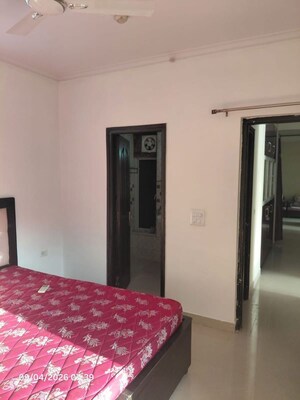 Bedroom in 2.5 BHK Apartment at Supertech Cape Town, Sector 74 – for Rent