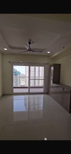 Room in 3 BHK Apartment at My Home Sayuk, Tellapur – for Rent