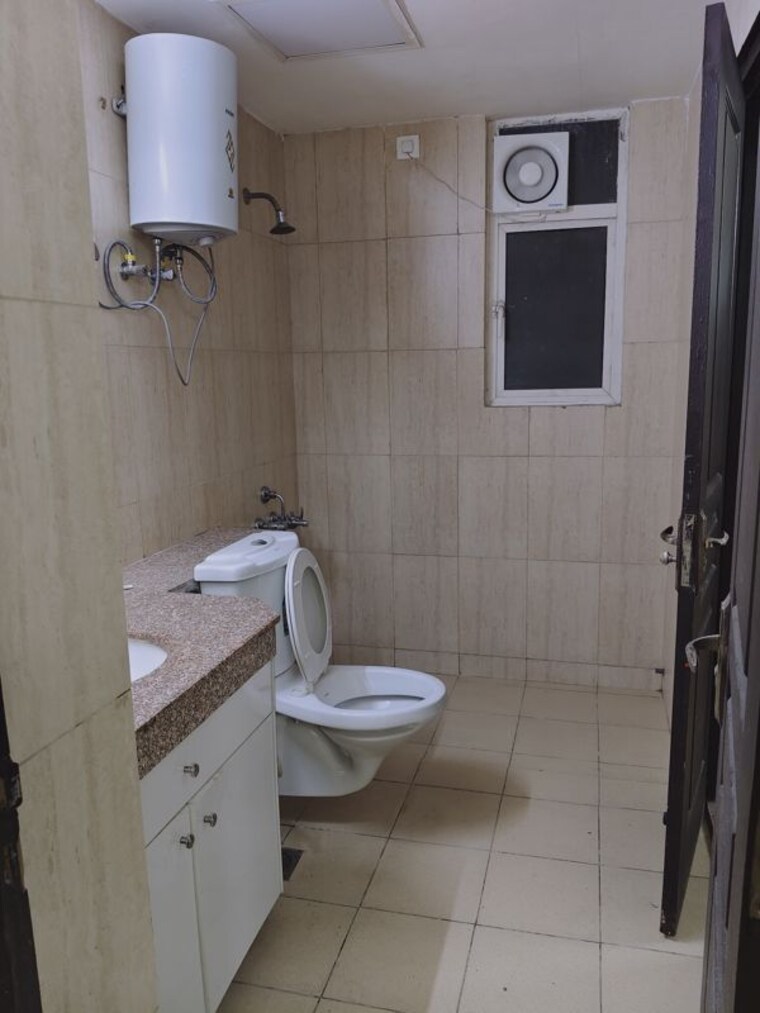 Bathroom, 3c-lotus-panache 3.5 Bedroom 2150 Sq.Ft. Apartment In Sector 110 Noida 10372782