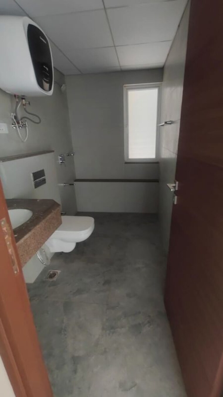 Bathroom, godrej-meridien 3 Bedroom 1850 Sq.Ft. Apartment In Sector 106 Gurgaon 10372723