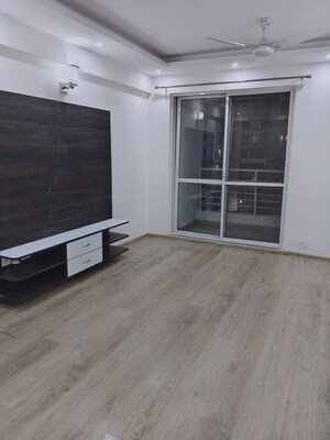 Room in 4 BHK Apartment at 3C Lotus Panache, Sector 110 – for Rent