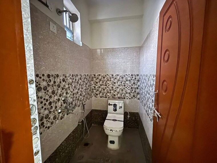 Bathroom, begumpet 1 Bedroom 550 Sq.Ft. Builder Floor In Begumpet Hyderabad 10372858