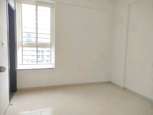 Room in 3 BHK Apartment at Saritha Serene, Gunjur – for Sale