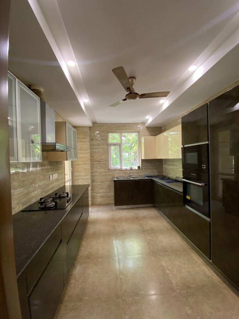 Kitchen, sushant lok i 4 Bedroom 418 Sq.Yd. Independent House In Sushant Lok I Gurgaon 10372851
