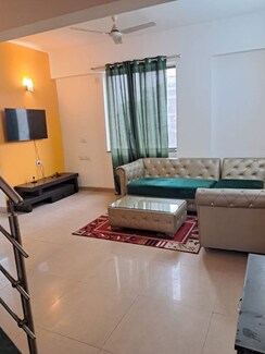 2 BHK Apartment For Rent in Camelot Society
