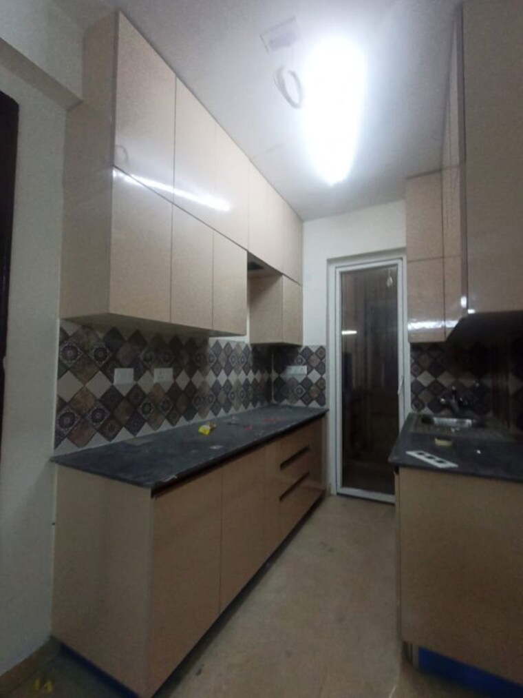 Kitchen, signature-global-park-4-and-5 3 Bedroom 1120 Sq.Ft. Builder Floor In Sohna Sector 36 Gurgaon 10372883
