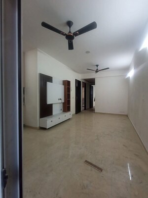 Room in 3 BHK Builder Floor at Signature Global Park 4 and 5, Sohna Sector 36 – for Rent